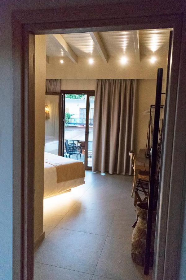 19.40 Luxury Guesthouse Kalpaki  Bagian luar foto
